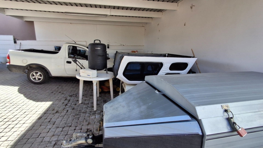 3 Bedroom Property for Sale in Seemeeu Park Western Cape